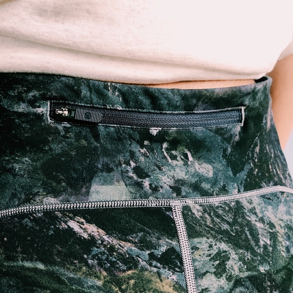 lululemon leggings - Picture 7 of 8